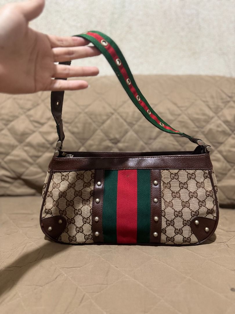 GG KILI BAG (Category: Shoulder Bags) located in San Pablo. Submitted by calmhawk.60c993 (Listing ID 1462136697, Image 1). Description: VINTAGE KILI BAG NOT KODED SUPER KINIS PA NITEY GET NIYO NA.