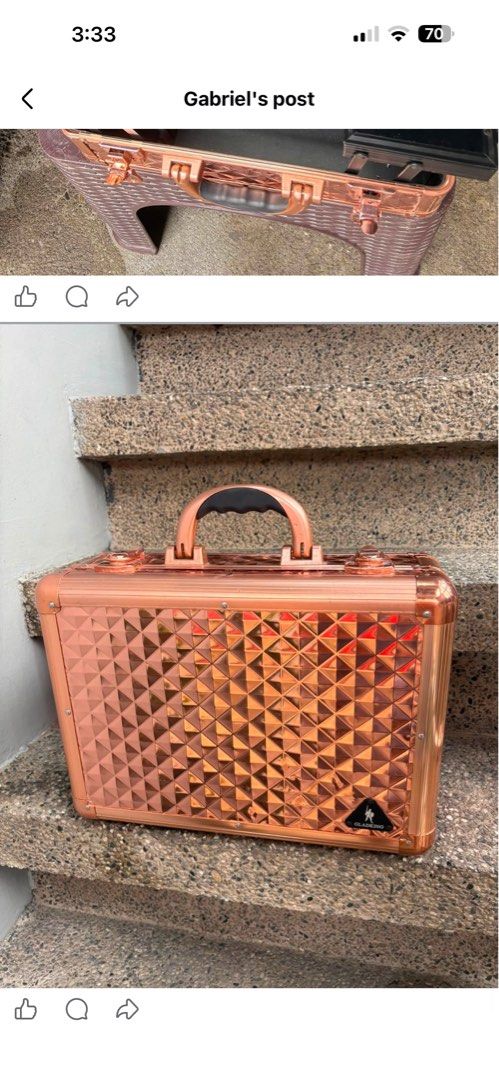 Gladking Rose Gold Diamond LED Makeup Case with Mirror (Category: Makeup) located in Bocaue. Submitted by lanceloya0 (Listing ID 1462242414, Image 1). Description: gladking led makeup kit no issue d na nagamit nakatambak lng 5k my bawas pa Bocaue bulacan.