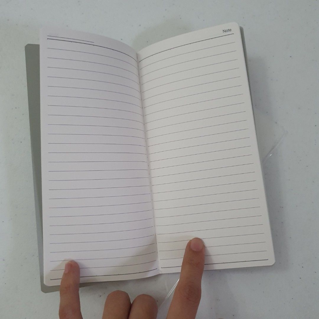 GLOIRE Notes GSR14 Notebook - Made in Japan (Category: Stationery & School Supplies) located in Paranaque City. Submitted by cobien (Listing ID 1462163016, Image 3). Description: - Slim notebook from GLOIRE (Model GSR14) - Features 6mm ruled lines - Stylish carbon fiber look cover - Made in Japan - Ideal for quick notes and to-do lists - Compact and portable design.