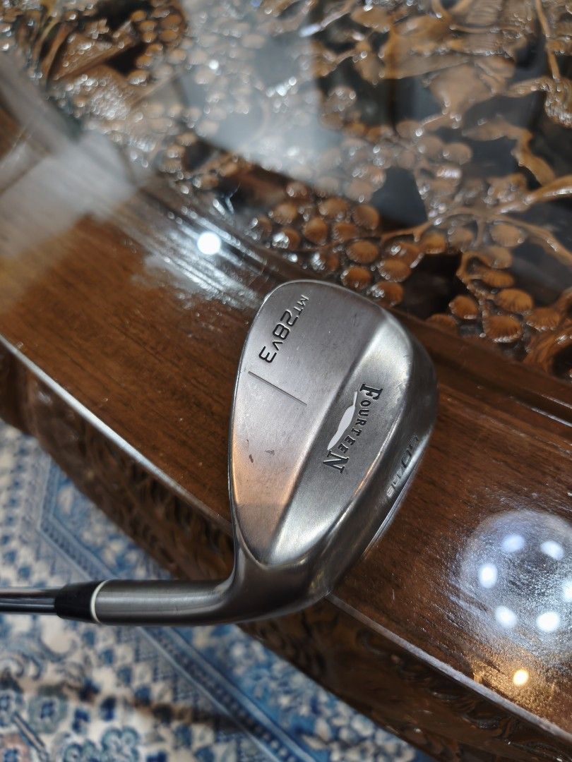 Golf Fourteen Wedge (Category: Other Sports Equipment and Supplies) located in Paranaque City. Submitted by manilagolfmarket (Listing ID 1462176004, Image 1). Description: For Sale Fourteen MT28v3 50° NS pro steel shaft wedge for only 3.3k pick up Bf Paranaque free shipping within MM..