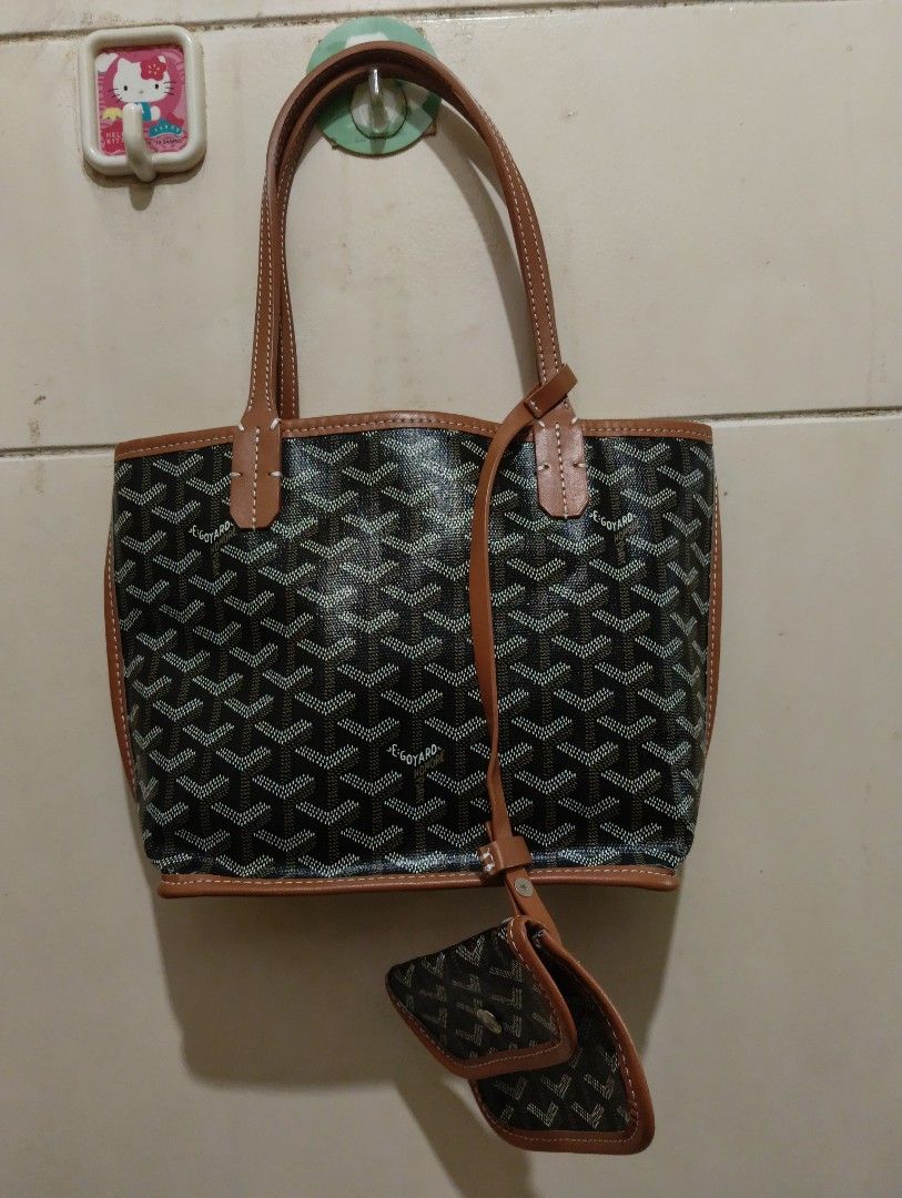 Goyard Tote Bag with Matching Pouch (Category: Tote Bags) located in Quezon City. Submitted by swiftcloud_070a6b (Listing ID 1462154439, Image 2). Description: - Classic Goyard tote bag - Includes a matching small pouch - Durable and stylish Goyardine canvas - Genuine leather trim and handles - Ideal for everyday use or travel - Spacious interior - Pouch is perfect for small essentials.