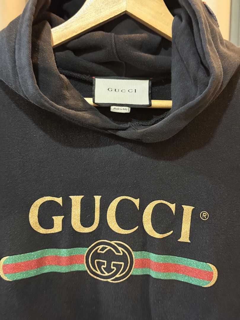 Gucci Wolf Applique (22x27) (Category: Hoodies) located in Candaba. Submitted by beyondcollection (Listing ID 1462160976, Image 2). Description: - No more string.