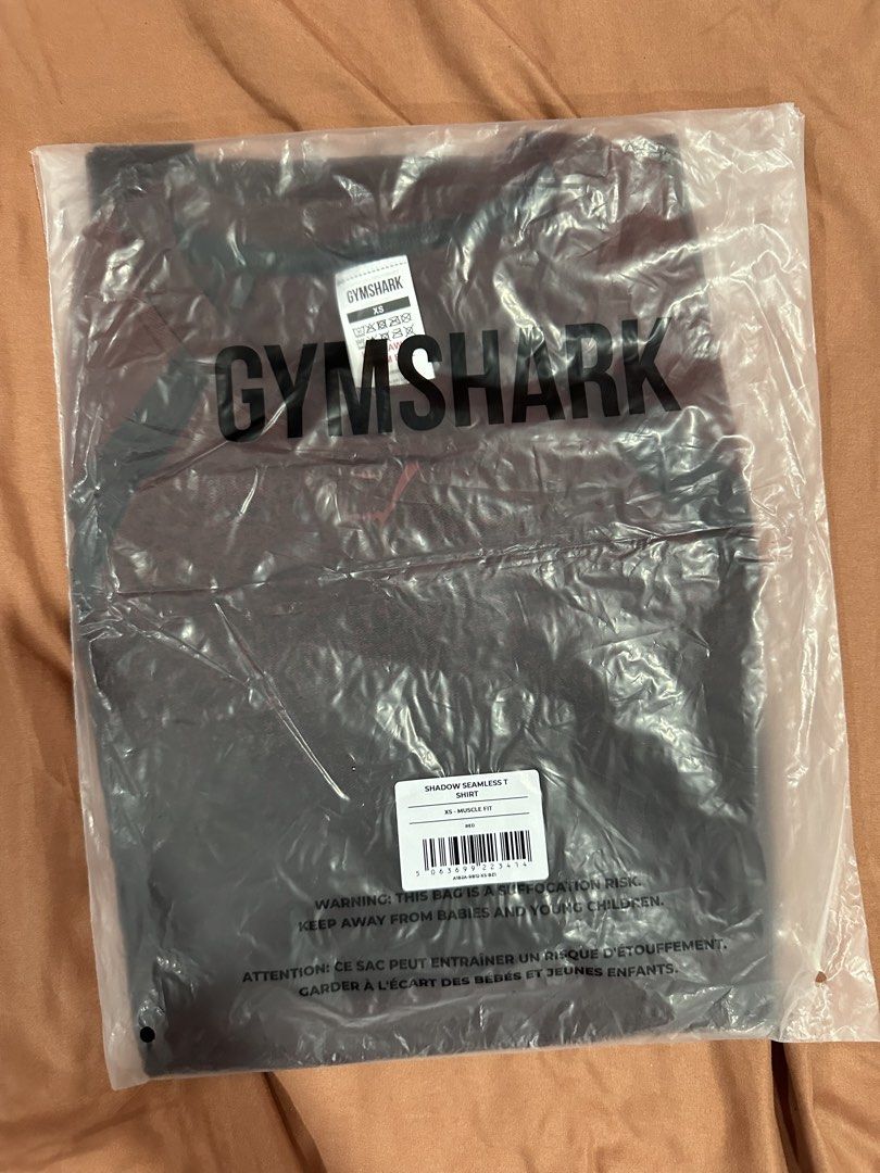 Gymshark Shadow Seamless Red (Category: Activewear) located in Pasay City. Submitted by xansells (Listing ID 1462138721, Image 1). Description: XS. Rfs: extra piece.