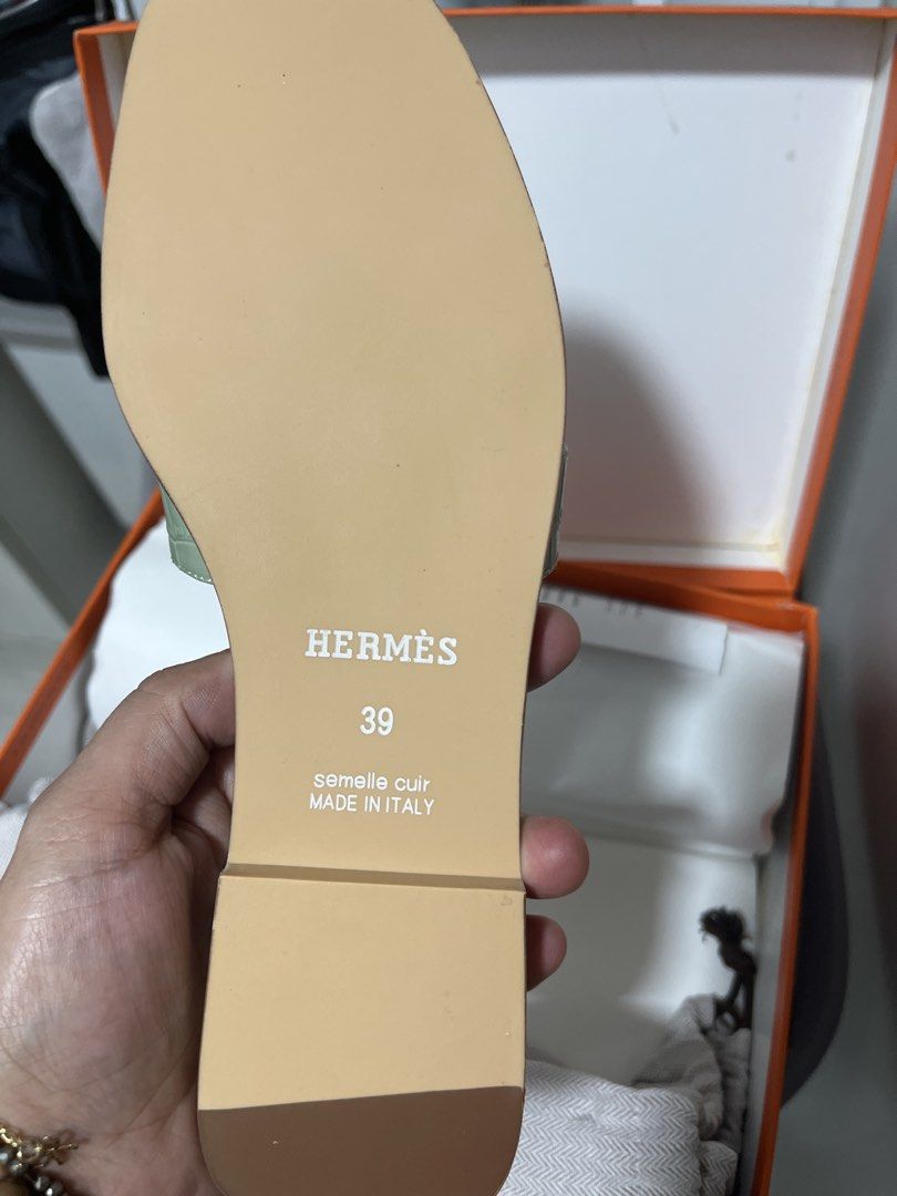 H Sandals Size 39 Mint Green (Category: Flats & Sandals) located in Pasig City. Submitted by melaiski28 (Listing ID 1462113357, Image 3). Description: - Hermes Izmir Sandals - Color: Mint Green - Size: 39 - Made in Italy - Material: Leather sole - Includes: Original box and dust bag - Style: Super comfy slides, perfect for casual wear.