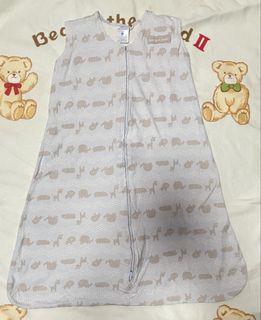 (Category: ) located in . Submitted by momma_buys (Listing ID 1462113973, Image 1). Description: .