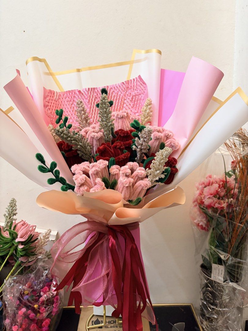 Handmade flower bouquet for all occasions (Category: Flowers & Bouquets) located in Mandaluyong City. Submitted by home_box.ae (Listing ID 1462237275, Image 2). Description: .