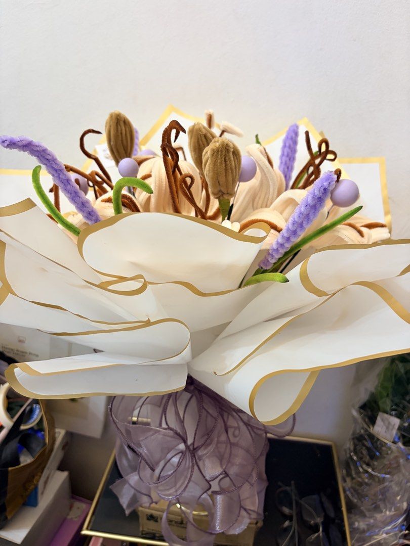 Handmade flower bouquet for all occasions large size (Category: Flowers & Bouquets) located in Mandaluyong City. Submitted by home_box.ae (Listing ID 1462238092, Image 2). Description: .