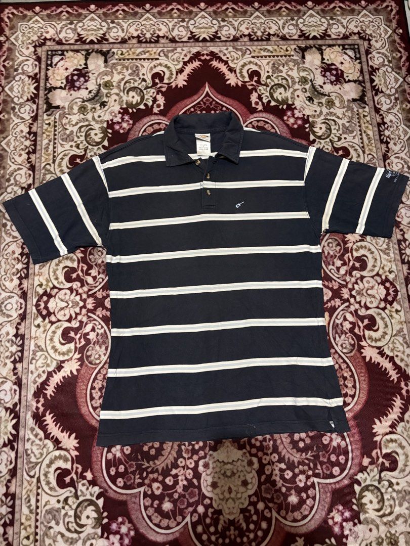 Hard Rock Cafe Polo Heavy (Category: Tshirts & Polo Shirts ) located in Abucay. Submitted by thrifttville (Listing ID 1462204376, Image 1). Description: 24x30 good condi .