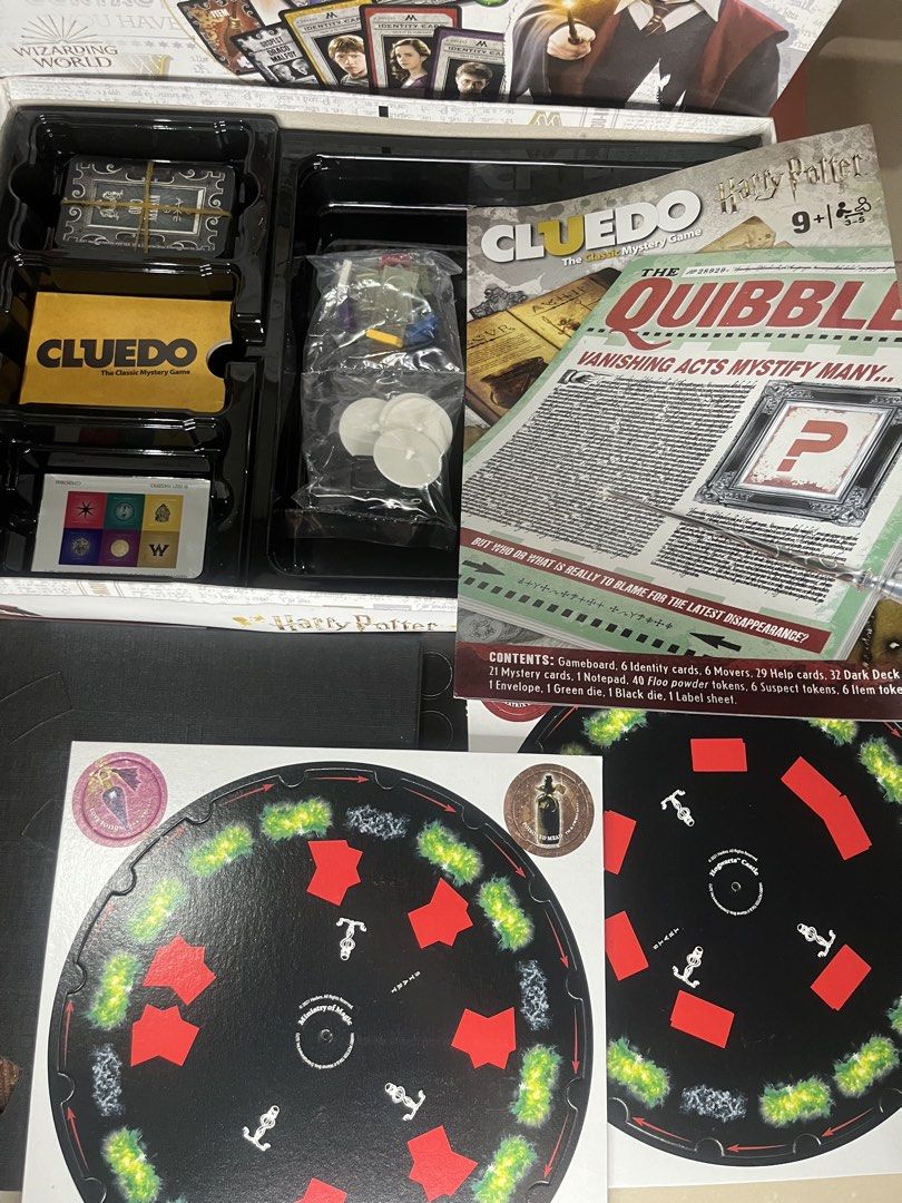 Harry Potter Random Merch (Category: Western Merchandise) located in Caloocan City. Submitted by snapshop_ph (Listing ID 1462069345, Image 2). Description: Cluedo-1800 Scarf- 500 Wand working lights- 650.