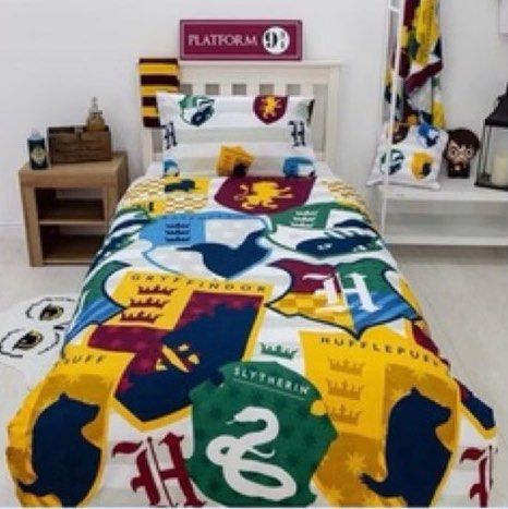 harry potter single duvet cover (Category: Bedding & Towels) located in Quezon City. Submitted by fashionifywardrobe8899 (Listing ID 1462129345, Image 2). Description: 2 pcs avail.