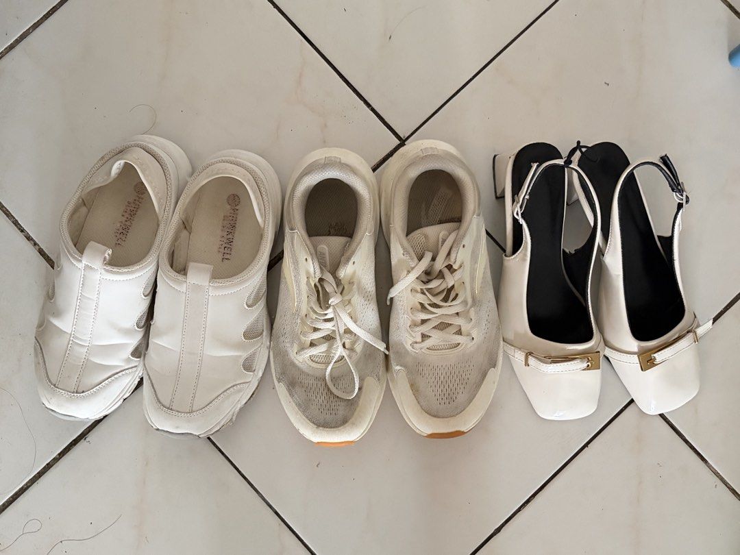 hawkwell, anta pg7, closed-toe heel (Category: Sneakers) located in Manila. Submitted by namis_cart (Listing ID 1462105881, Image 1). Description: Take all for 1000. Nego if sure buy Anta pg7 bought for 3k Hawkwell orig price 1k Needs cleaning lang po.