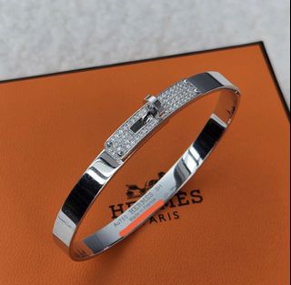 (Category: ) located in . Submitted by yourauthenticseller (Listing ID 1462150496, Image 1). Description: .