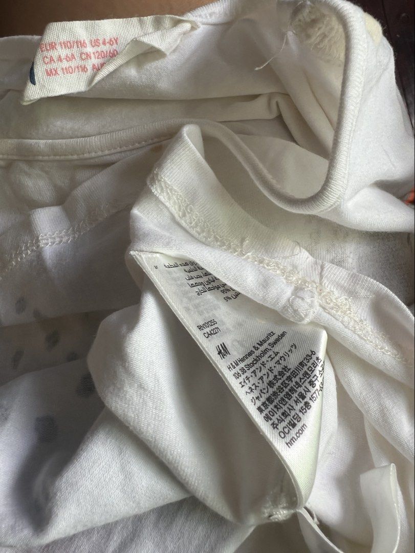 H&M Bunny Print 4/6 Y (Category: Babies & Kids Fashion) located in Amadeo. Submitted by mavmadel (Listing ID 1462125088, Image 2). Description: -4-6Y on tag -excellent to like new ***All items is in excellent to like new condition unless otherwise stated if there’s flaws/issue. **price is already fixed ! Worth for its price based on its condition Loc: cavite.