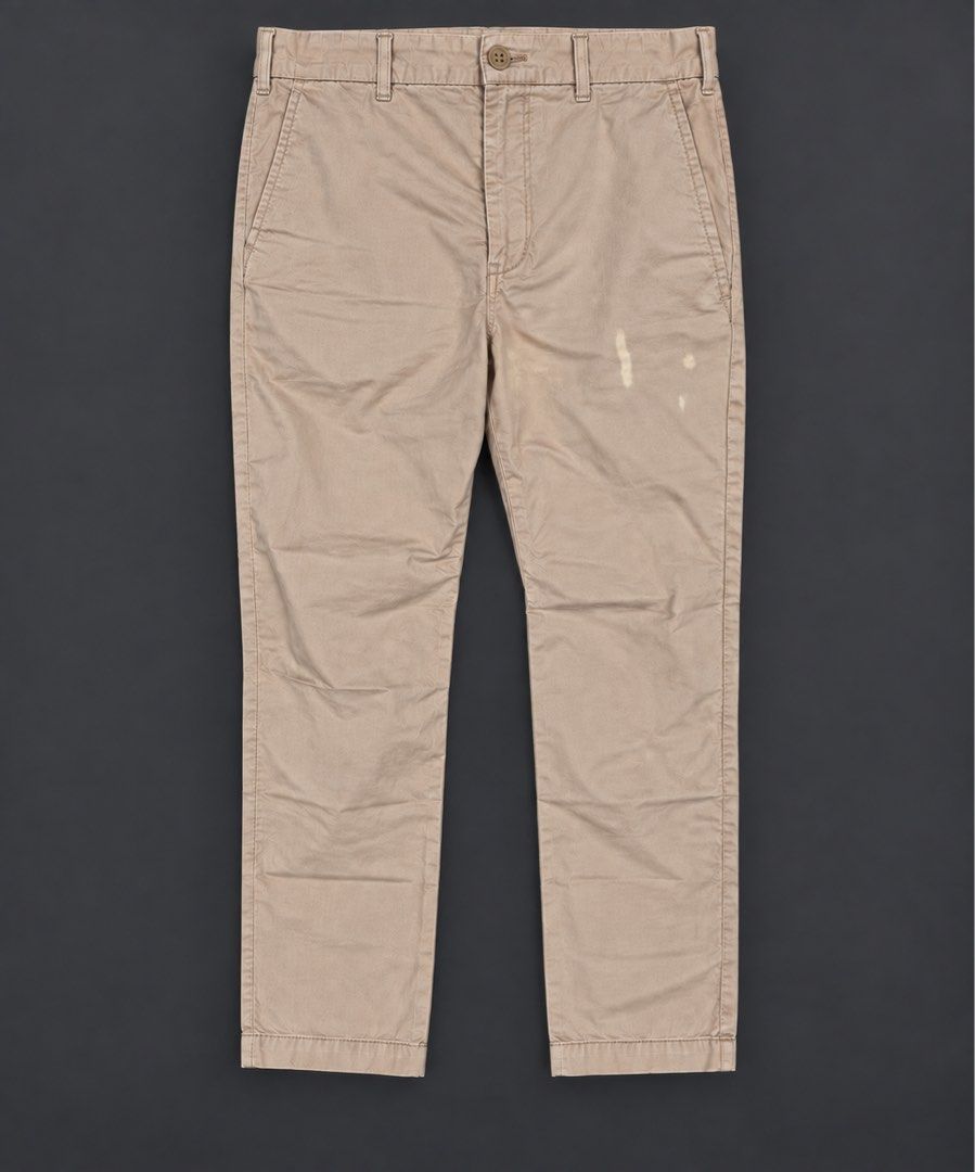 H&M Chino Pants Slim Fit (Beige) (Category: Chinos) located in Manila. Submitted by socalkid (Listing ID 1461867855, Image 1). Description: H&M Chino Pants Slim Fit (Beige) Perfect for casual and office wear. Size: 36 on tag 19’ - waist (fits 38) 27’ - inseam 7’ - leg opening ✅ Used (issue: bleach stains) 🇺🇸 Bought in the US 💵 Price slightly negotiable 🛵 On-hand | Ready to ship ⚠️ Free shipping for purchases of two or more items.