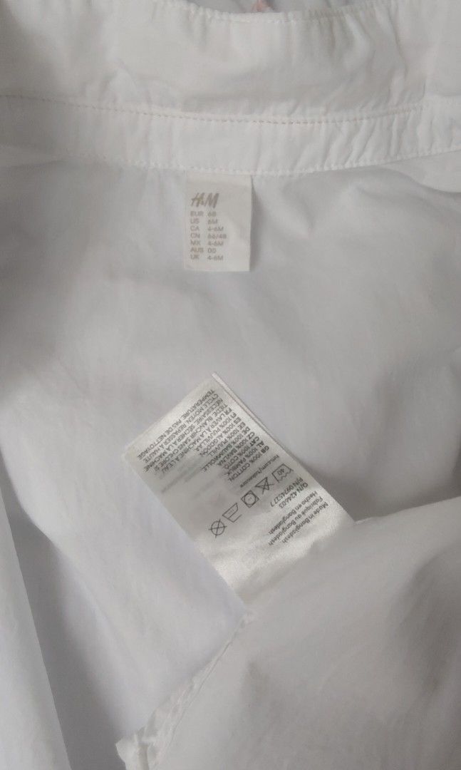 H&M Polo for BABY (Category: Babies & Kids Fashion) located in Manila. Submitted by nobleflower_f701b3 (Listing ID 1462104656, Image 2). Description: H&M Polo for BABY 3-6mos EUC.