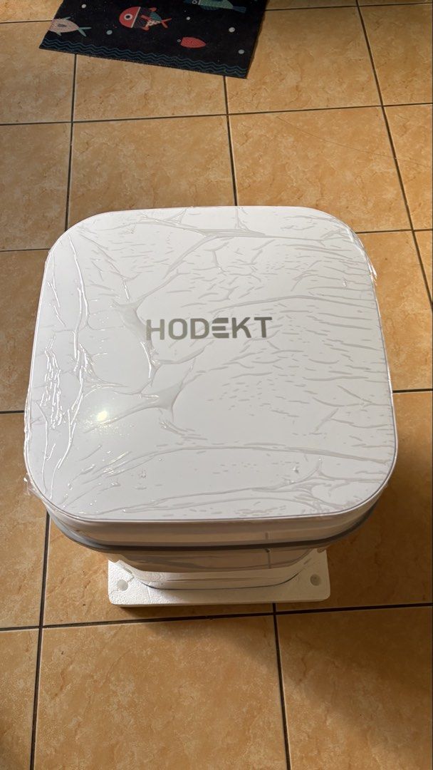 HODEKT Mini Washing Machine with dryer (Category: Washing Machines and Dryers) located in Quezon. Submitted by ymajjj (Listing ID 1462080637, Image 2). Description: RFS: Decluttering, Extra Brand new, ginamit once to test if working. Wala ng box. Bought it for ₱2293 last 7/7/2026(Check uploaded pic for reference) Selling for ₱1800 nalang - Compact HODEKT washing machine with dryer - Ideal for small loads or delicate items(baby clothes) - Includes