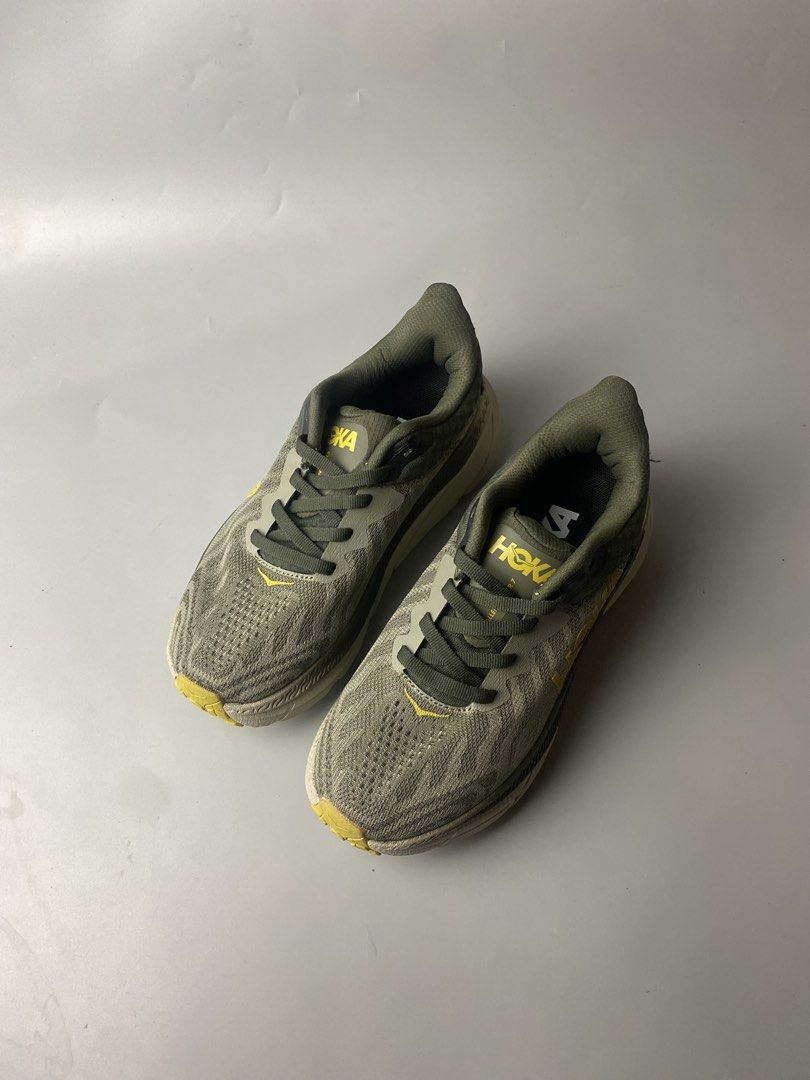 Hoka Challenger 7 (Category: Sneakers) located in Leyte. Submitted by lesterjacaseno (Listing ID 1462195060, Image 2). Description: Hoka Challenger 7 Trail Run.