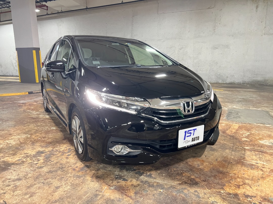 (Category: ) located in . Submitted by 1st_car_auto_pte_ltd (Listing ID 1461714716, Image 1). Description: .