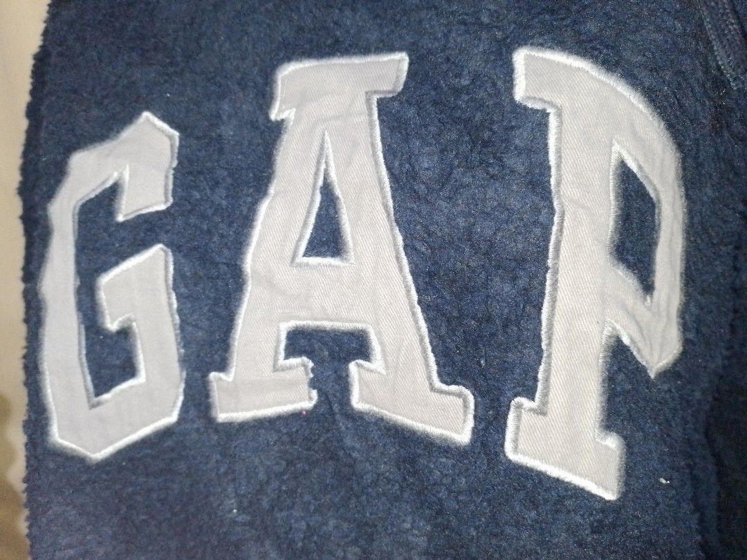 Hoodie Jacket GAP (Category: Coats, Jackets and Outerwear) located in Baguio. Submitted by sellanygalore (Listing ID 1462171484, Image 3). Description: L-XL Unisex.