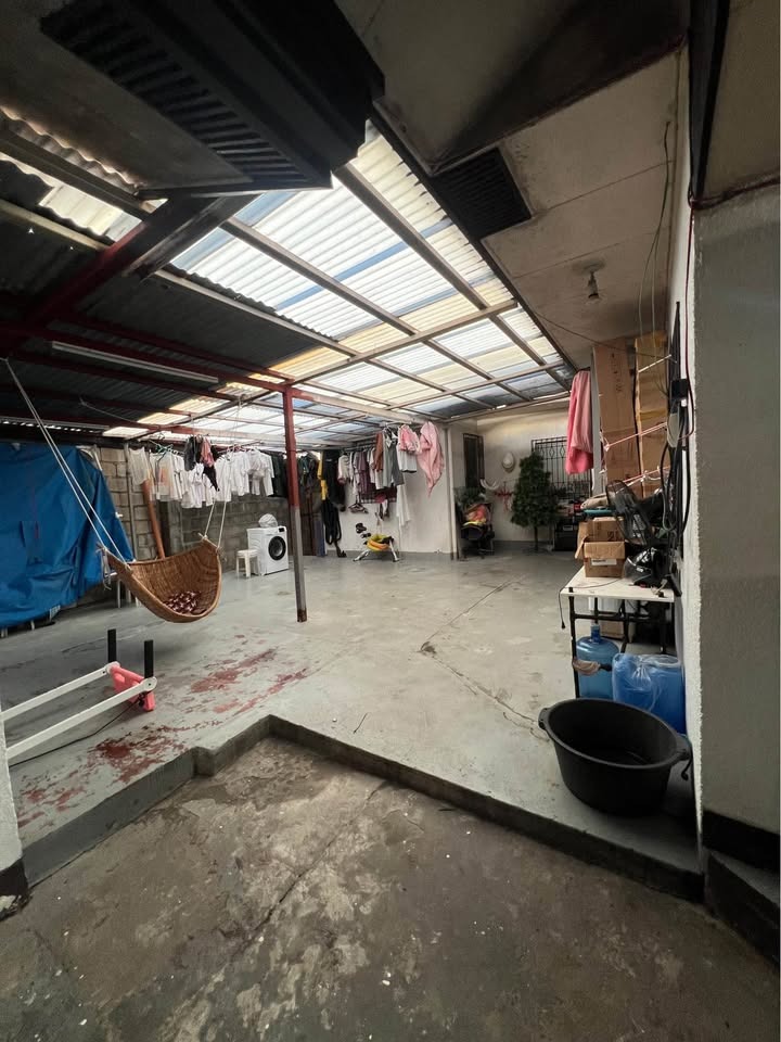 (Category: ) located in . Submitted by rmvlistings (Listing ID 1462135536, Image 1). Description: .