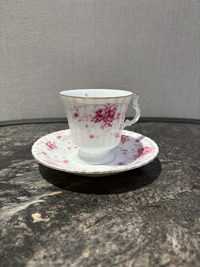 Hoya Bundle: 2 Cups, 1 Saucer, 1 Mini Mug (Category: Coffee & Tea Tableware) located in Manila. Submitted by foundhouseph (Listing ID 1462223364, Image 2). Description: - Set includes 2 cups, 1 saucer, 1 mini mug -Price:199php for all -Features a delicate pink floral design. - One cup is a mug style, two are traditional teacups. - One teacup comes with a matching saucer. - Ideal for tea parties, afternoon tea, or decorative display..