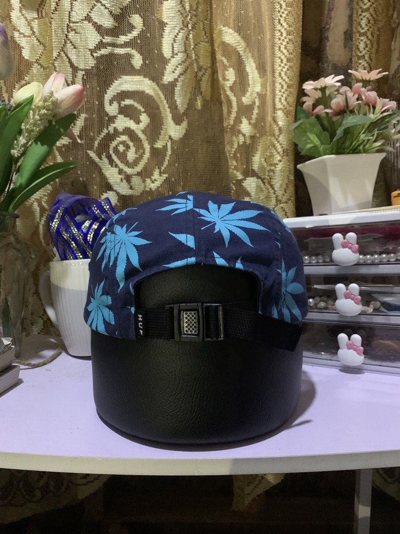 HUF 5 Panel Cap - Blue Leaf Pattern (Category: Caps & Hats) located in Quezon. Submitted by ken2x_thrift (Listing ID 1462081586, Image 2). Description: - Cool HUF 5 panel cap - Features a blue leaf pattern all over - Adjustable strap at the back for a good fit - Great for casual wear.