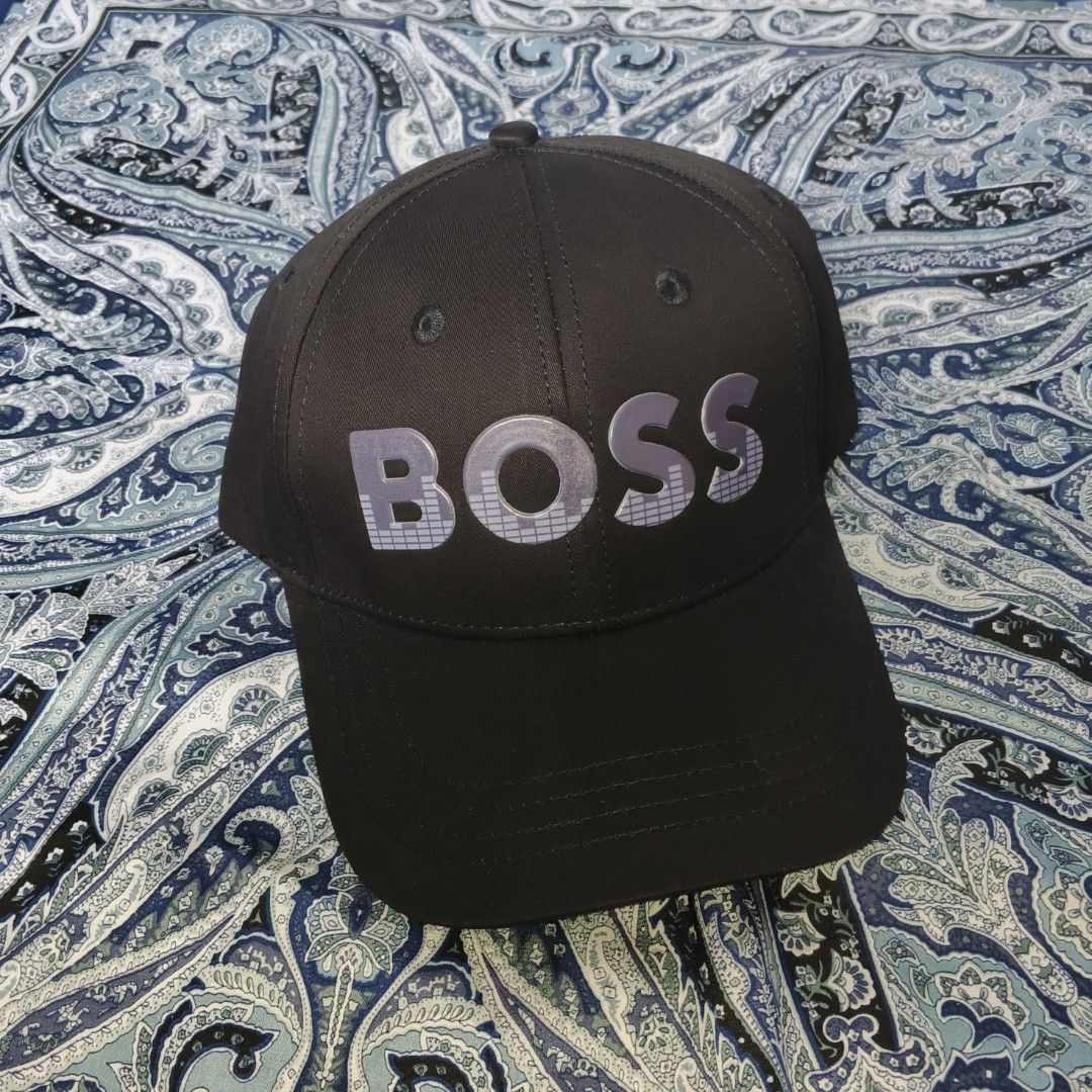 Hugo boss cap (Category: Caps & Hats) located in Manila. Submitted by janna_m (Listing ID 1462238051, Image 1). Description: EXCELLENT CONDITION ✅ NO ISSUES ✅ DM FOR INQUIRIES 📩.