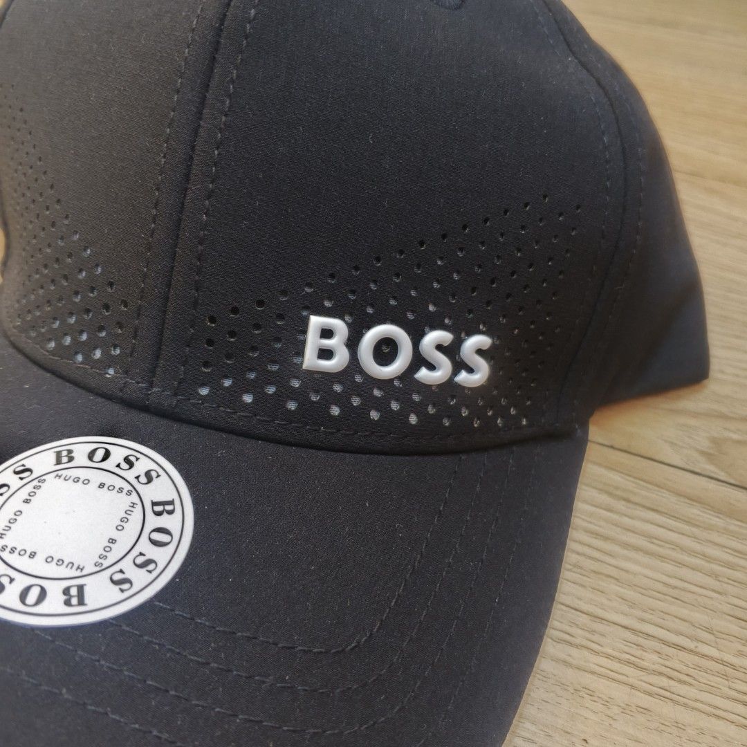 Hugo boss cap (Category: Caps & Hats) located in Manila. Submitted by janna_m (Listing ID 1462248013, Image 2). Description: EXCELLENT CONDITION ✅ NO ISSUES ✅ DM FOR INQUIRIES 📩.