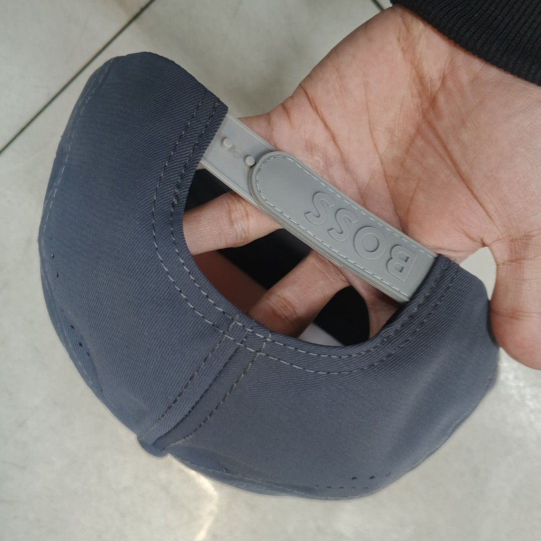 Hugo boss cap (Category: Caps & Hats) located in Manila. Submitted by janna_m (Listing ID 1462249350, Image 3). Description: BLUE GREY EXCELLENT CONDITION ✅ NO ISSUES ✅ DM FOR INQUIRIES 📩.