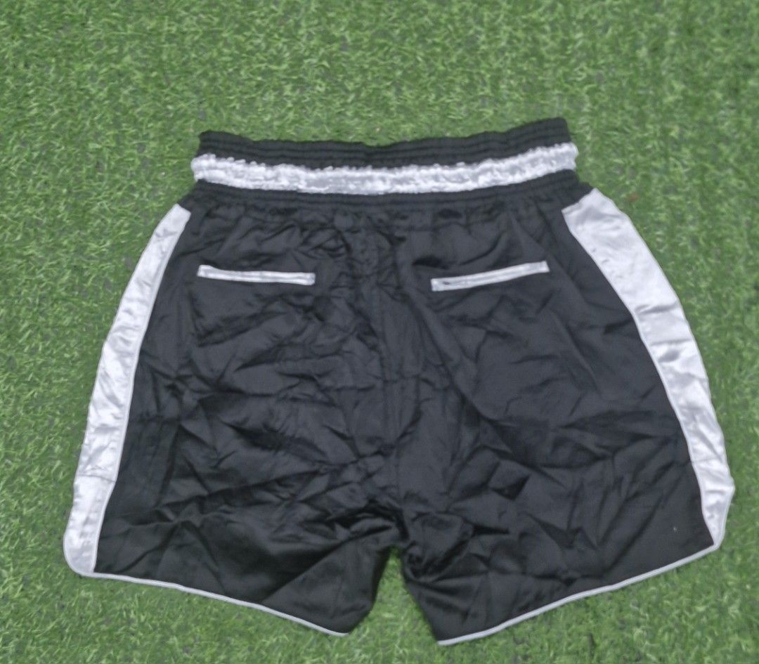 Human Made Muay Thai Shorts (Category: Shorts) located in Pili. Submitted by the_g_thrift (Listing ID 1462179452, Image 3). Description: Human Made Muay Thai Shorts Black size 30-38 tape measure length: 19 hem: 14 need wash minimal sign of used.