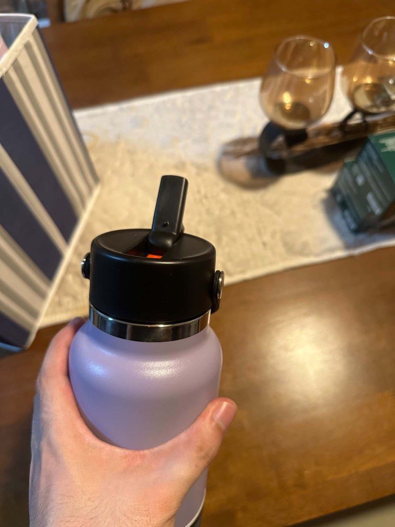 Hydroflask Wide Flex Straw Cap 32oz - Moonshadow (Category: Water Bottles & Tumblers) located in Pasig City. Submitted by thesipsnapofficial (Listing ID 1462168709, Image 3). Description: .