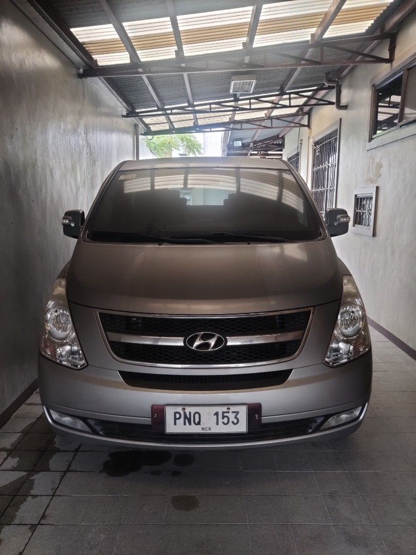 Hyundai Starex (Category: Used Cars) located in Quezon. Submitted by darwingcyap (Listing ID 1462131280, Image 1). Description: Hyundai Starex 2011 automatic diesel 11 seater plate number ending in 3 42,496km pickup location qc tomas morato 09175262234.