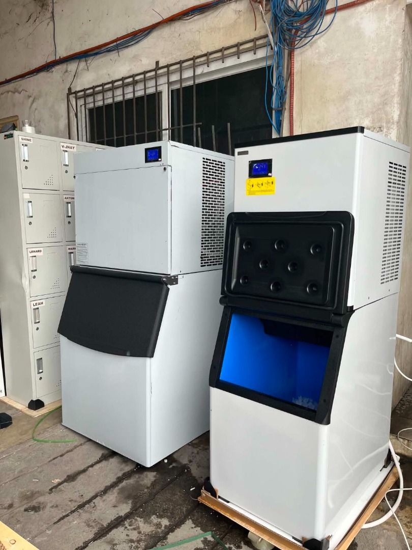 Ice cube maker machine (Category: Water Purifiers & Dispensers) located in Manila. Submitted by khaigeronimo0421 (Listing ID 1462126999, Image 1). Description: ICE MAKER! ICE MAKER! ICE MAKER! EP-M165FF - 165kg = ₱77,990 (Single Inlet) EP-M220FF - 220kg = ₱87,990 (Single Inlet) EP-M250FF - 250kg = ₱97,990 (Single Inlet) EP-ZSP350 - 350kg = ₱119,990 (Single Inlet) EP-ZSP500 - 500kg = ₱159,990 (Single Inlet EP-ZSP900 - 900kg = ₱319,990 (Single Inle