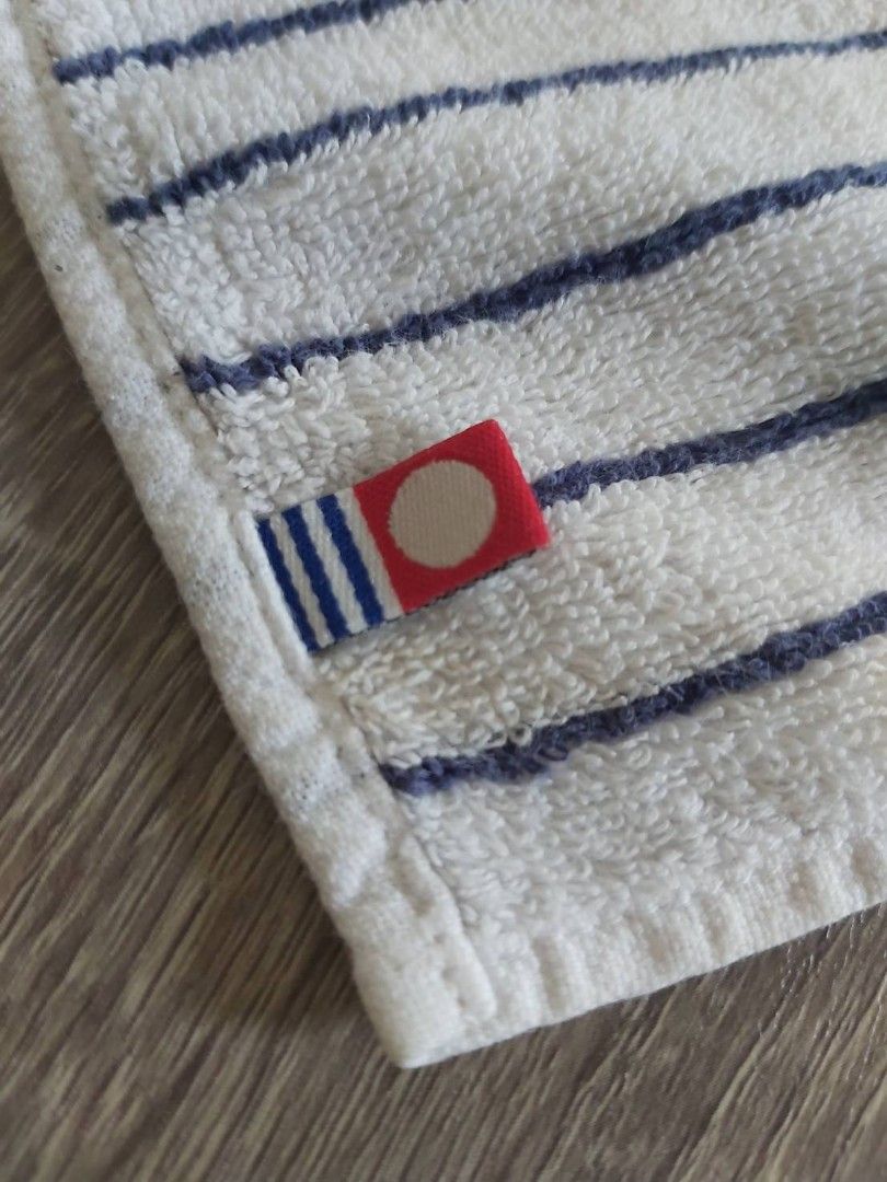 IMABARI TOWEL HANDKERCHIEF (Category: Handkerchief & Pocket Squares) located in Bulacan. Submitted by nansantiago (Listing ID 1462129189, Image 3). Description: IMABARI TOWEL HANDKERCHIEF 9.2x9.5" inches 🏷️ ₱50‼️ 📍 Location: Plaridel, Bulacan 💸 Mode of Payments: Gcash / BPI 📦 Pick-up / Ship 🚚 Couriers : Flash Express / SPX / Lalamove.