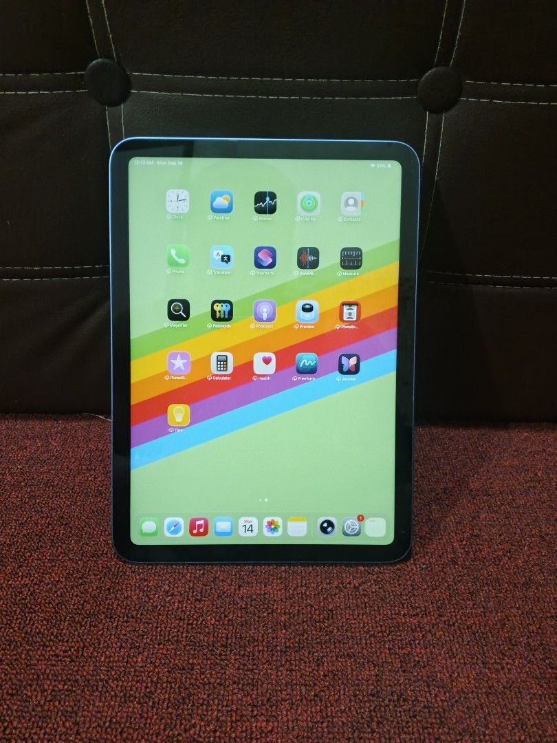 IPAD A16") 256GB 86%BH 462 CYCLE COUNT (Category: Desktops) located in Manila. Submitted by parkjholiu90079 (Listing ID 1462222885, Image 1). Description: IPAD A16") 256GB 86%BH 462 CYCLE COUNT KINDLY CHECK THE ACTUAL PIC‼️ ACTUAL PIC POSTED‼️ - Ipad A16") - 256GB Storage - Blue Color - Good as New - Ios 26.6 - Battery Health 86% - 462 Cycle Count FULLY TESTED☑️ Face Id☑️ True tone☑️ Speaker☑️ Camera☑️ Apple ID☑️ PM ME FOR DETAILS.
