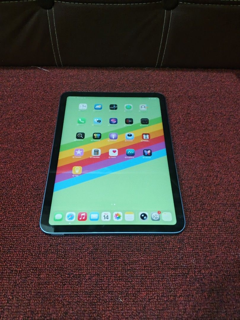 IPAD A16") 256GB 86%BH 462 CYCLE COUNT (Category: iPad) located in Manila. Submitted by jesserime74 (Listing ID 1462227807, Image 3). Description: IPAD A16") 256GB 86%BH 462 CYCLE COUNT KINDLY CHECK THE ACTUAL PIC‼️ ACTUAL PIC POSTED‼️ - Ipad A16") - 256GB Storage - Blue Color - Good as New - Ios 26.6 - Battery Health 86% - 462 Cycle Count FULLY TESTED☑️ Face Id☑️ True tone☑️ Speaker☑️ Camera☑️ Apple ID☑️ PM ME FOR DETAILS.