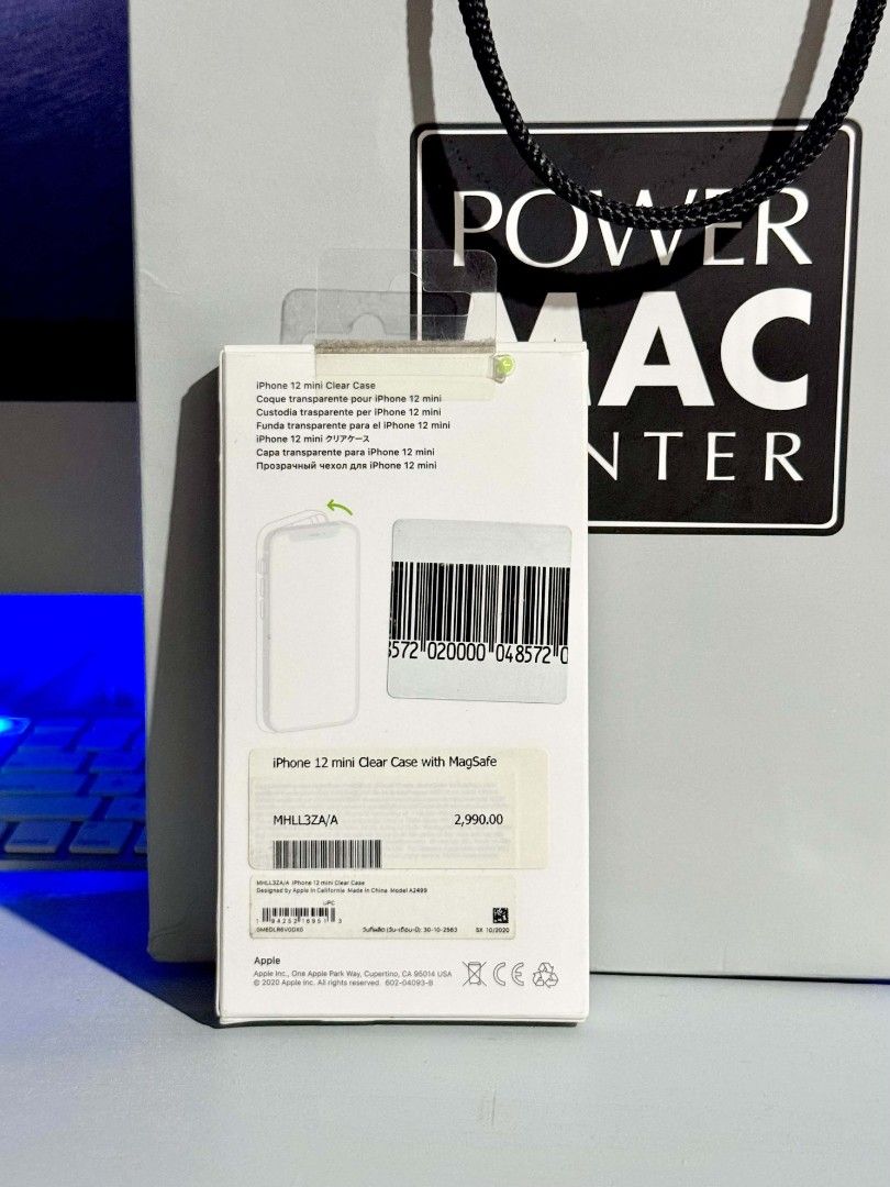 iPhone 12 mini Case Original (Category: Cases & Sleeves) located in Antipolo. Submitted by mark_villalva007 (Listing ID 1462133288, Image 2). Description: Apple iPhone 12 mini Clear Case with Magsafe - 100% Original Apple Brand with Price Tag - Sealed & Brand New - 900 PHP Nalang po yan mga bossing ko. - Antipolo po location ko. Pwedeng Meetup, Lalamove, LBC, J&T, Pag nasa malayo. - Pm lang po kayo. Thanks.