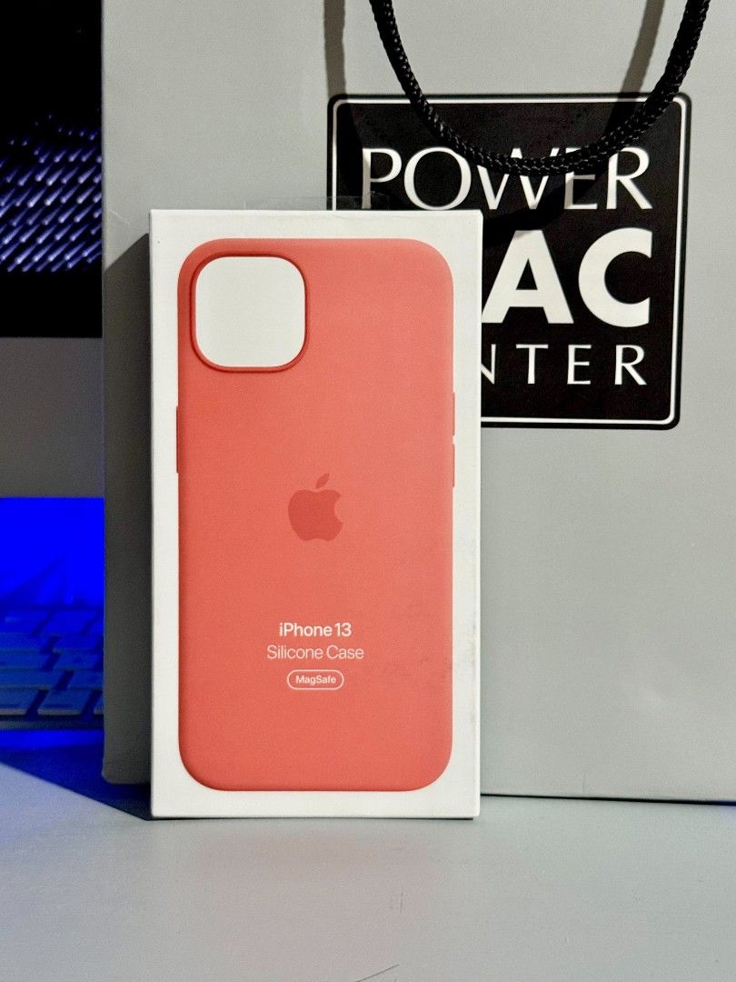 iPhone 13 Case Pomelo Original (Category: Cases & Sleeves) located in Antipolo. Submitted by mark_villalva007 (Listing ID 1462134797, Image 1). Description: iPhone 13 Silicone Case with Magsafe - Pink Pomelo - 100% Original Apple Brand with Price Tag - Sealed & Brand New - 1000 PHP Nalang po yan mga boss. - Antipolo po location ko. Pwedeng Meetup, Lalamove, LBC, J&T pag nasa malayo. - Pm lang po kayo. Thanks.