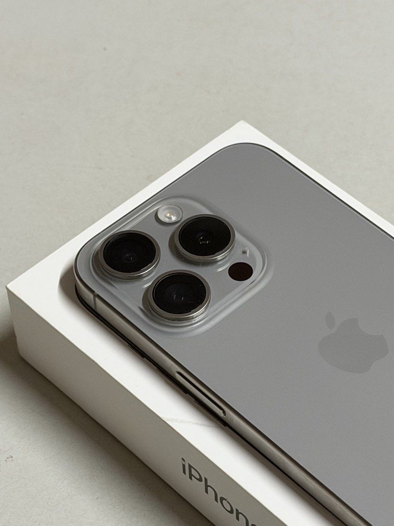iPhone 15 Pro 256 gb (Category: iPhone 15 Series) located in Manila. Submitted by doremicarteu (Listing ID 1462228098, Image 3). Description: ꒰ iPhone 15 Pro ꒱ ⤷ Natural Titanium - 256gb (factory unlock) ⤷ 81% battery health ⤷ mint condition ⤷ no issues with box (will give free case) ⤷ negotiable dm for more info :)) ⌗ wts lfb iphone 15 pro ph.