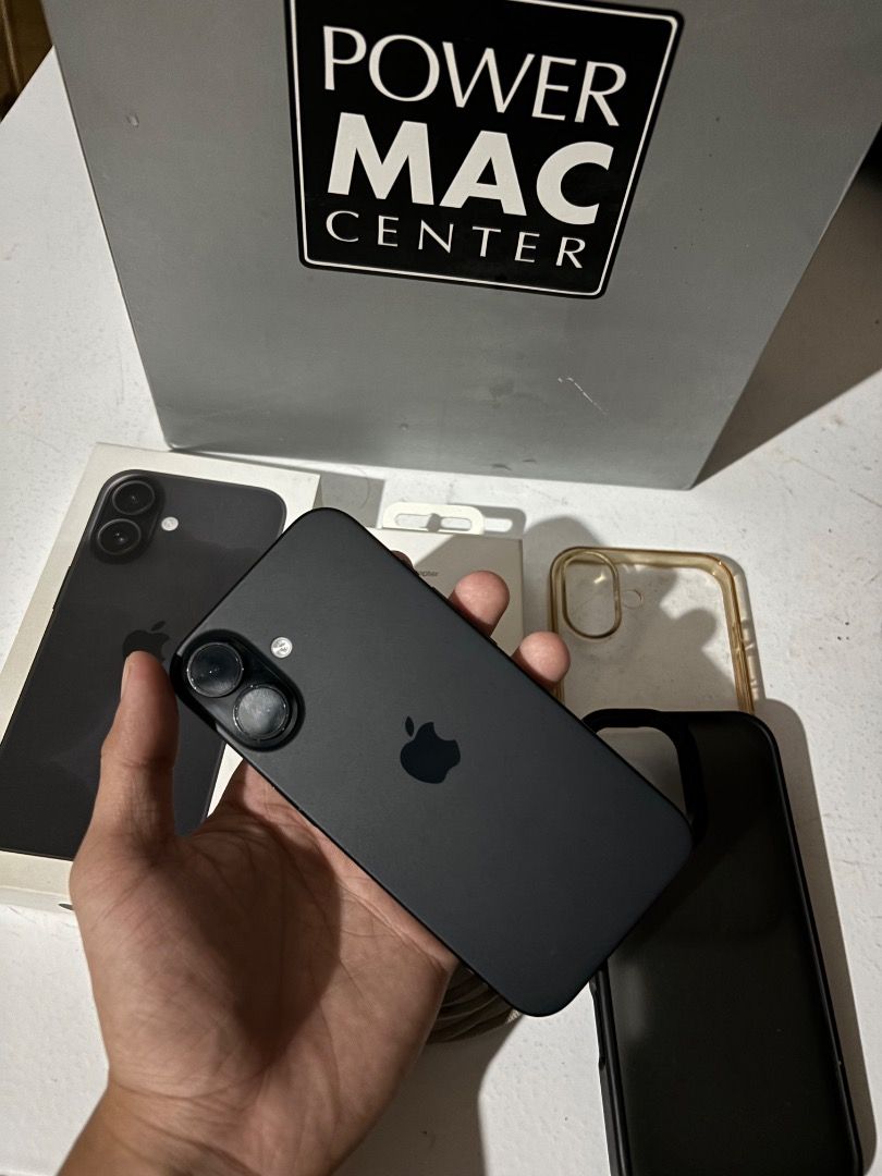 Iphone 16 Matte black (Category: iPhone 16 Series) located in Caloocan City. Submitted by ampiyow (Listing ID 1462258828, Image 2). Description: iPhone 16 128GB Matte Black • ZP/A variant • 90% Battery Health • Under warranty • Purchased from Power Mac Center • 100% original parts • No basag / no repairs • Minor dents lang, hindi malala 📦 Complete box & papers 🔌 Original Apple cable + adaptor, adaptor purchased from Power Mac Center 🛍️ Origina