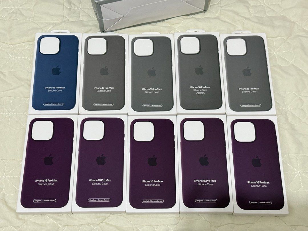 Apple Iphone 16Promax Silicone Case (Category: Cases & Sleeves) located in Pasay City. Submitted by an1020 (Listing ID 1462045068, Image 1). Description: Authentic and sealed. Bought from Powermac Store. Original Price is ₱3,390. Available Colors: Plum, Stone Gray, Denim .