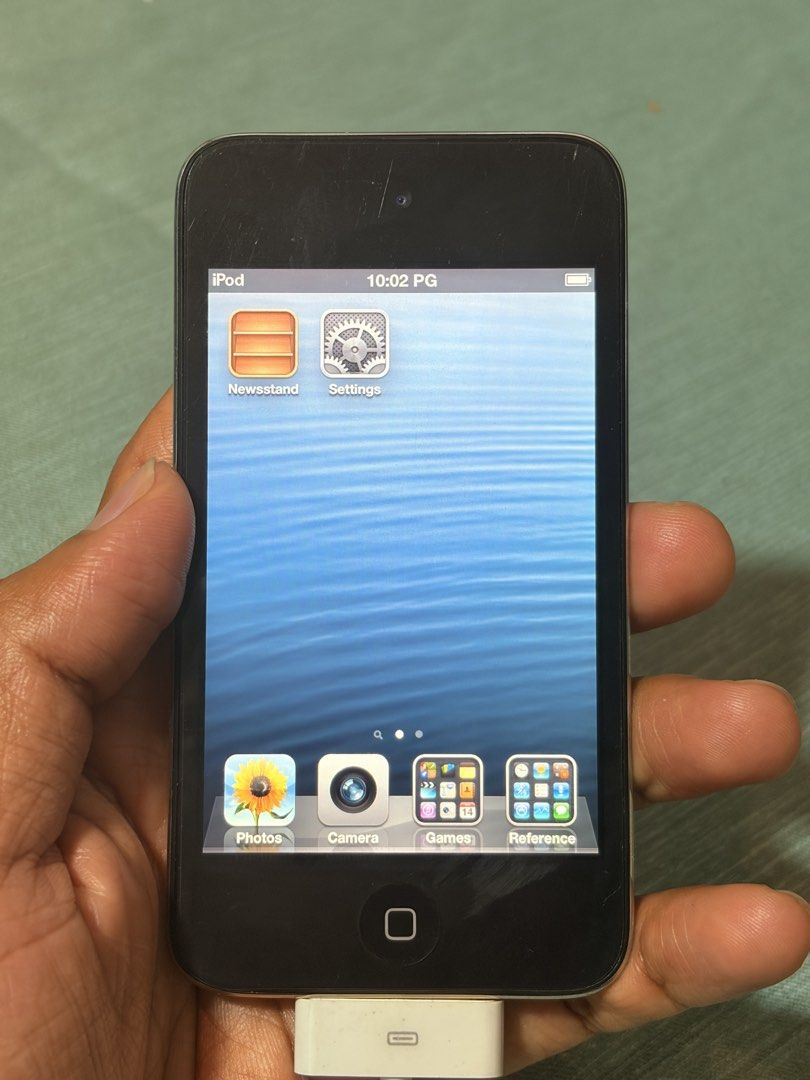 Ipod touch (Category: Other Gadgets) located in Dungun. Submitted by aprelovedstuff (Listing ID 1462197948, Image 2). Description: Fully function 8gb Come with charger Remind that some apps is not supported by developer anymore Can be used to listen to music or digicam .