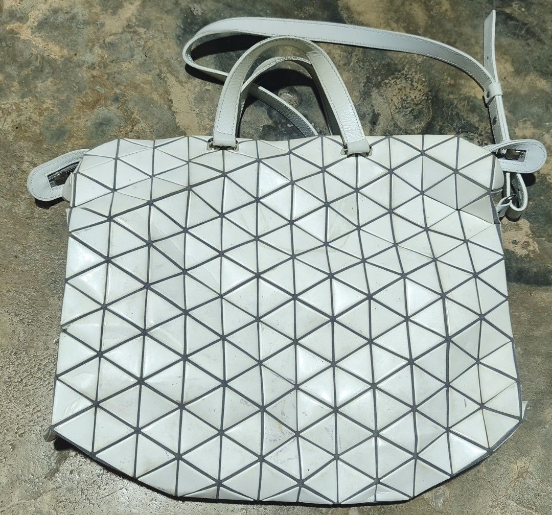 Issey Miyake Baobao shoulder bag (Category: Luxury Bags & Wallets) located in Santo Tomas. Submitted by CDsThrift (Listing ID 1462177068, Image 2). Description: good used condition dimes 13.5" x 15" 1500 + sf issue : stains.
