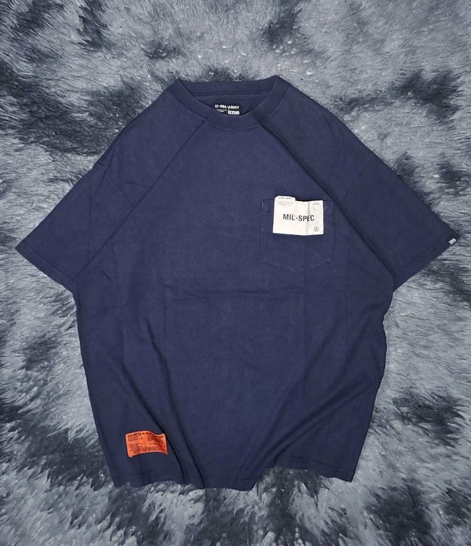 IZZUE ARMY (Category: Tshirts & Polo Shirts ) located in Manila. Submitted by yaseen__73 (Listing ID 1462144151, Image 1). Description: Izzue "IZ-X04-ARMY" Military Spec Pocket T-Shirt in a navy blue colorway Medium on Tag Dimensions : See Photo Color Rate : 9.5/10 Issue : Bleach Stain (See Photo) Condition : 4.7/5 MOP : G C A S H B A N K T R A N S F E R Courier : J&T 🚛 Lalamove 🛵 Seller's Location : 📍Brgy. Pansol, Q.C.