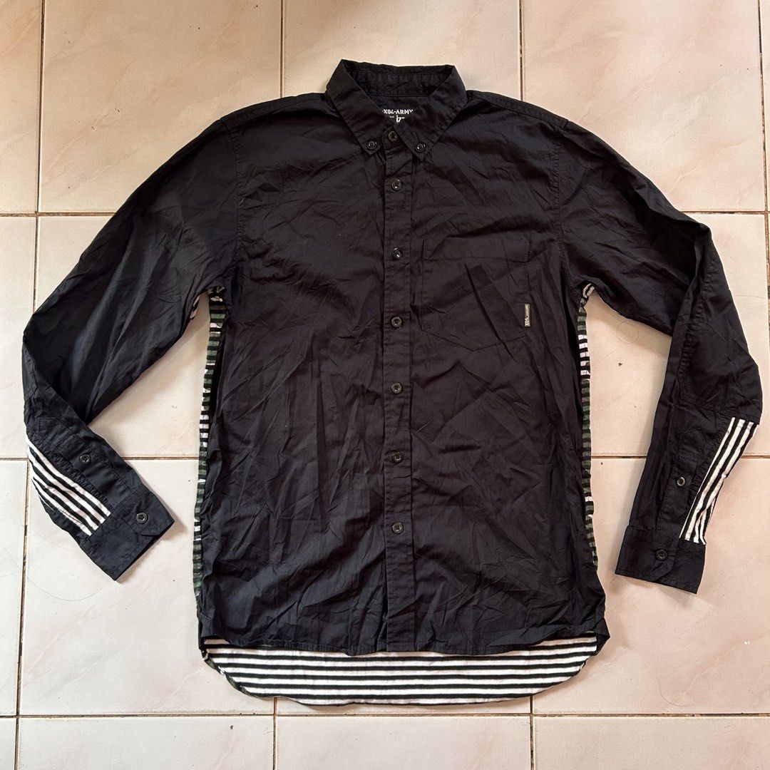 Izzue Polo longsleeve 🔥 (Category: Activewear) located in Jinoba-an. Submitted by eegiboy (Listing ID 1462077596, Image 1). Description: Wts: Izzue Army polo longsleeve Medium size Dimes:20/28 Excellent condition 650plussf Dm me if interested Thankyou.