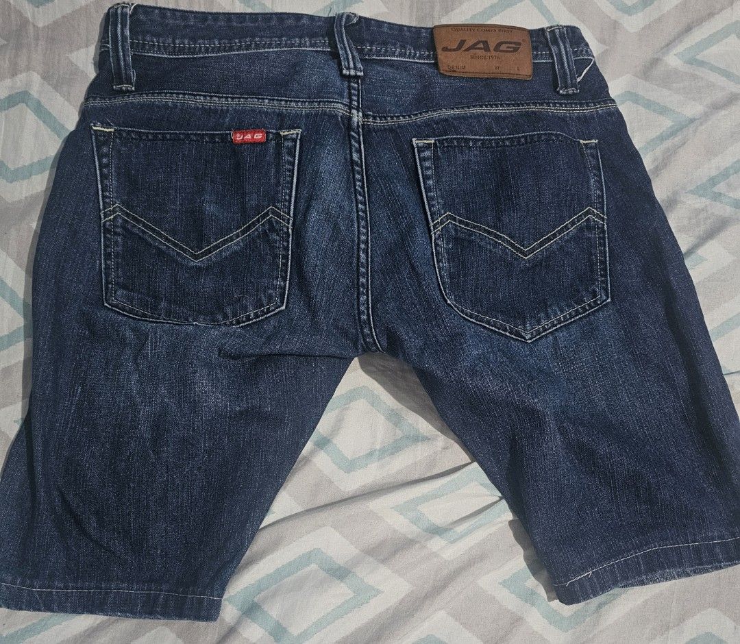 JAG Denim Shorts Size 31 (Category: Shorts) located in Manila. Submitted by mako0818 (Listing ID 1462210151, Image 2). Description: - JAG brand denim shorts - Dark wash blue - Size 31 - Button and zip fly - Classic five-pocket styling - Great for casual wear - Comfortable fit.