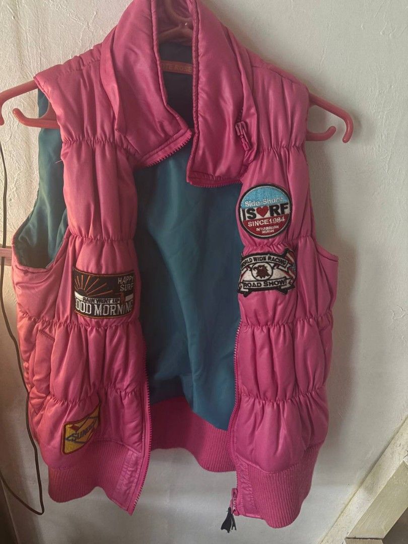 Japan Winter Jackets (Category: Coats, Jackets and Outerwear) located in Mandaue City. Submitted by cebufaithfully53 (Listing ID 1462068698, Image 2). Description: 550 - longsleeve 350- vest type size Small From Japan Decluttering.