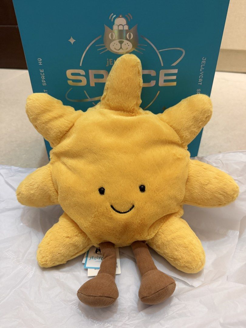 Jellycat Amuseables Sun (Category: Plushies & Soft Toys) located in Muntinlupa City. Submitted by danituano (Listing ID 1462077531, Image 1). Description: Brand new pasabuy from hongkong (buyer didn’t get it anymore).