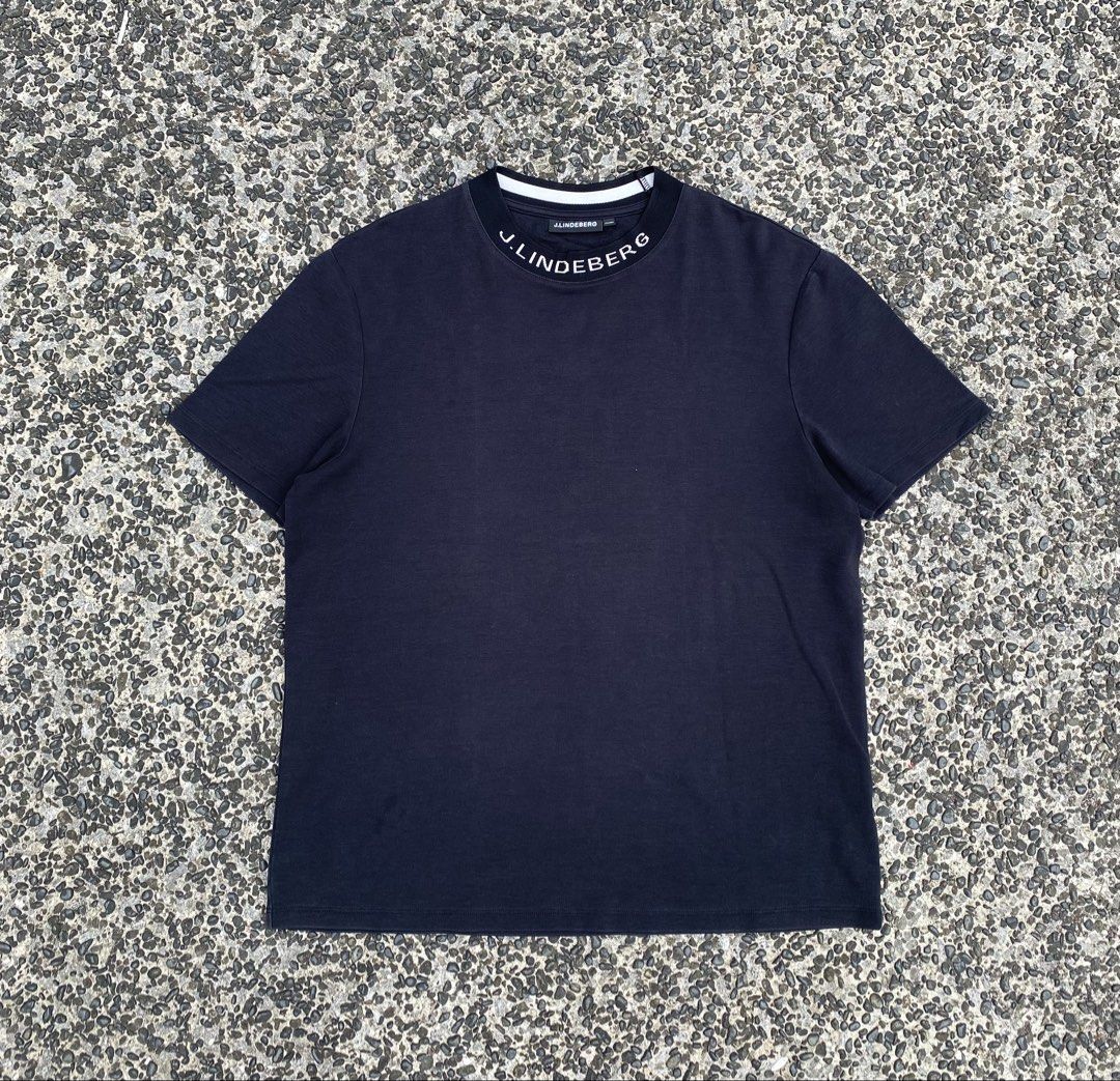 Jlindeberg Johnson Jersey Top Or (Category: Tshirts & Polo Shirts ) located in Legazpi City. Submitted by folksfave (Listing ID 1462098756, Image 1). Description: Excellent condition Charcoal black Medium 20x27 9/10 color rate No flaws .