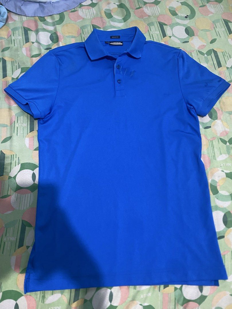 j.lindeberg Polo (Category: Activewear) located in Manila. Submitted by thrift-things (Listing ID 1462150629, Image 1). Description: size mall Best fit is large.